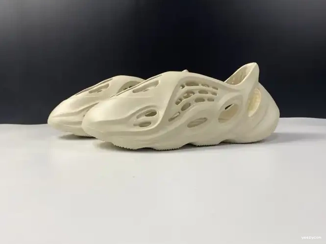 Sand Adidas Yeezy RNNR FY4567 Foam 0608